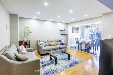 Photo 3 at 75 David Todd Avenue, Sonoma Heights, Vaughan