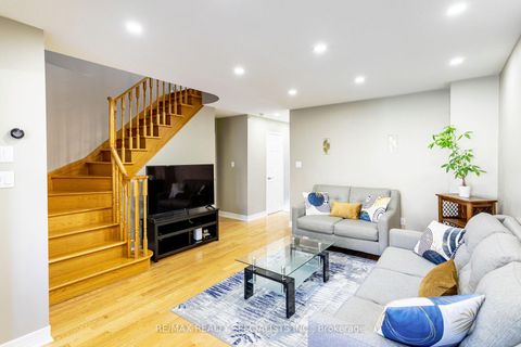 Photo 4 at 75 David Todd Avenue, Sonoma Heights, Vaughan