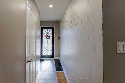 Photo 6 at 75 David Todd Avenue, Sonoma Heights, Vaughan