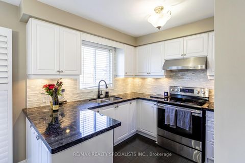 Photo 11 at 75 David Todd Avenue, Sonoma Heights, Vaughan