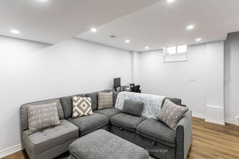 Photo 35 at 75 David Todd Avenue, Sonoma Heights, Vaughan