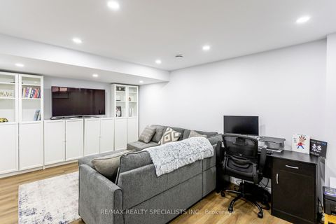 Photo 38 at 75 David Todd Avenue, Sonoma Heights, Vaughan