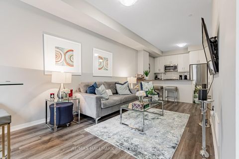 Photo 3 at 193 - 141 Honeycrisp Crescent, Vaughan Corporate Centre, Vaughan