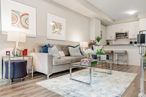 Photo 9 at 193 - 141 Honeycrisp Crescent, Vaughan Corporate Centre, Vaughan