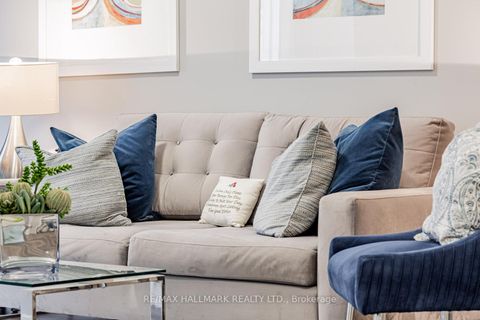 Photo 12 at 193 - 141 Honeycrisp Crescent, Vaughan Corporate Centre, Vaughan