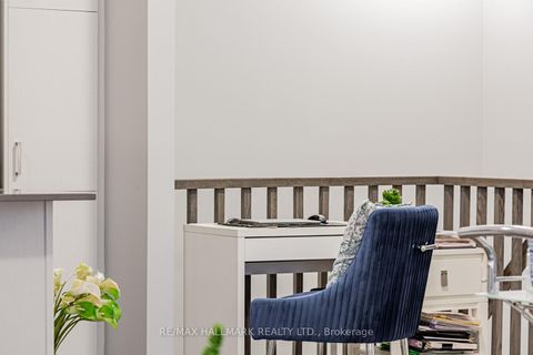 Photo 15 at 193 - 141 Honeycrisp Crescent, Vaughan Corporate Centre, Vaughan