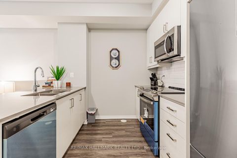 Photo 19 at 193 - 141 Honeycrisp Crescent, Vaughan Corporate Centre, Vaughan