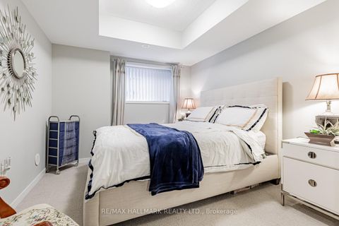 Photo 21 at 193 - 141 Honeycrisp Crescent, Vaughan Corporate Centre, Vaughan