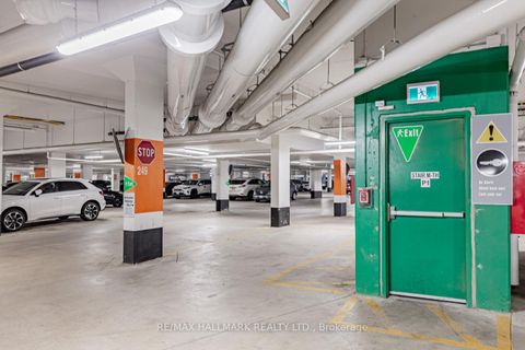 Photo 27 at 193 - 141 Honeycrisp Crescent, Vaughan Corporate Centre, Vaughan