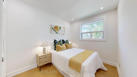 Photo 16 at 38 Cresthaven Drive, Hillcrest Village, Toronto