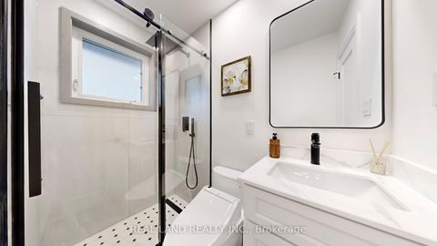 Photo 18 at 38 Cresthaven Drive, Hillcrest Village, Toronto