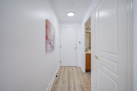 Photo 2 at 408 - 10 Northtown Way, Willowdale East, Toronto