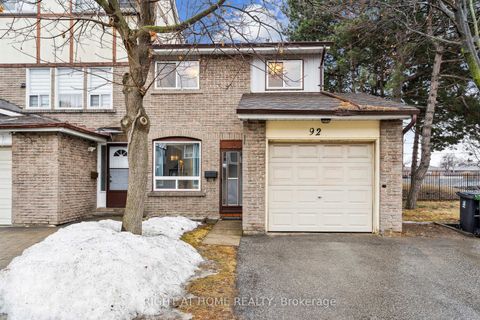 Photo 0 at 92 - 44 Chester Le Boulevard, L'Amoreaux, Toronto