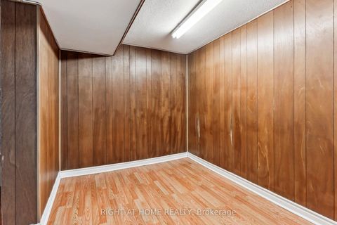 Photo 27 at 92 - 44 Chester Le Boulevard, L'Amoreaux, Toronto