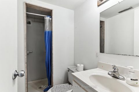 Photo 28 at 92 - 44 Chester Le Boulevard, L'Amoreaux, Toronto