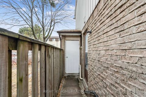 Photo 30 at 92 - 44 Chester Le Boulevard, L'Amoreaux, Toronto