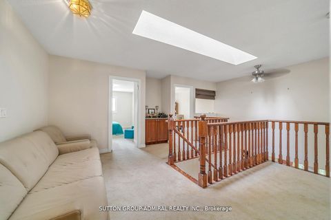 Photo 14 at 70 Blackforest Drive, Oak Ridges, Richmond Hill