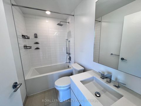 Photo 13 at 2416 - 25 Richmond Street E, Yonge Corridor, Toronto