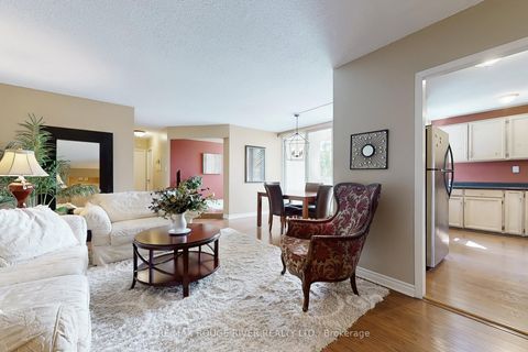 Photo 3 at 210 - 10 Muirhead Road, Pleasant View, Toronto