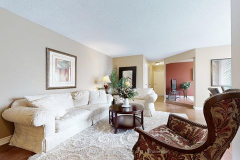 Photo 5 at 210 - 10 Muirhead Road, Pleasant View, Toronto