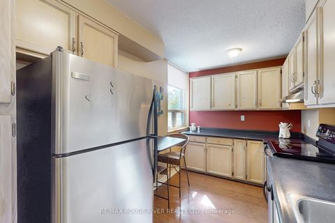 Photo 14 at 210 - 10 Muirhead Road, Pleasant View, Toronto