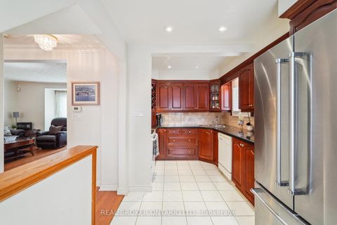 Photo 8 at 38 Riverview Heights, Humber Heights, Toronto