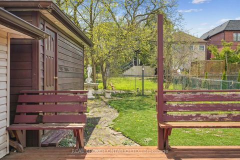 Photo 24 at 38 Riverview Heights, Humber Heights, Toronto