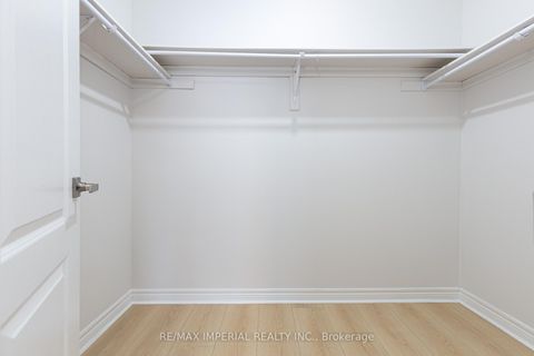 Photo 28 at 44 Hawkview Boulevard, Vellore Village, Vaughan