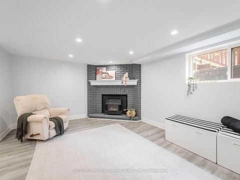 Photo 24 at 49 - 385 The East Mall, City Centre West, Toronto