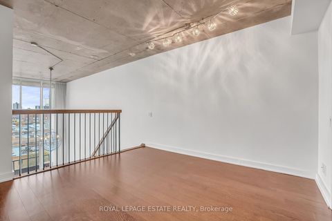 Photo 17 at 646 - 5 Hanna Avenue, Niagara, Toronto