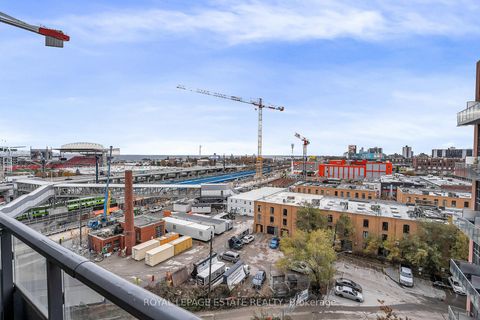 Photo 23 at 646 - 5 Hanna Avenue, Niagara, Toronto