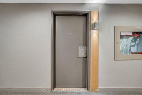 Photo 31 at 646 - 5 Hanna Avenue, Niagara, Toronto