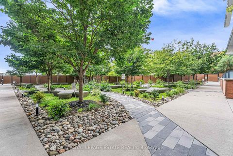 Photo 40 at 646 - 5 Hanna Avenue, Niagara, Toronto