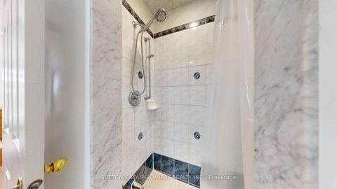 Photo 11 at 111 Kelso Crescent, Maple, Vaughan