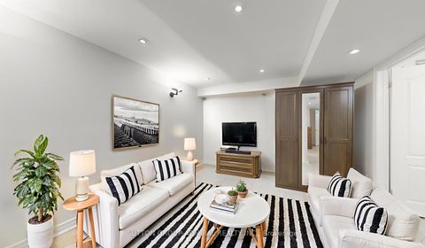 Photo 16 at 111 Kelso Crescent, Maple, Vaughan