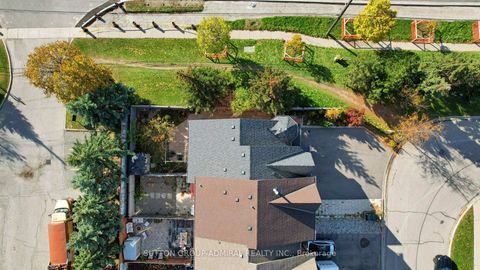 Photo 24 at 111 Kelso Crescent, Maple, Vaughan