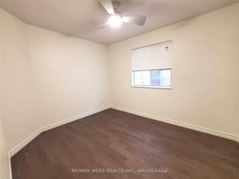 Photo 11 at 1458 Bayview Avenue, Mount Pleasant East, Toronto