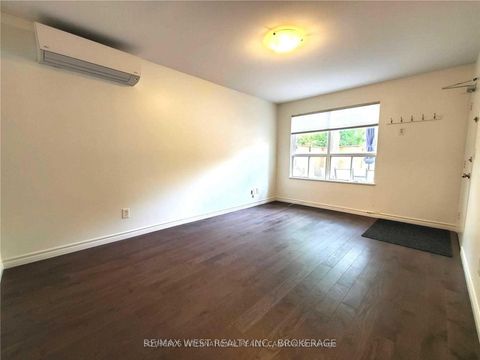 Photo 16 at 1458 Bayview Avenue, Mount Pleasant East, Toronto