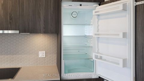 Photo 14 at 1114 - 15 Queens Quay E, Waterfront Communities C8, Toronto