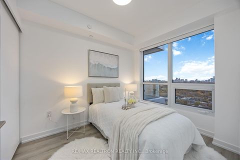 Photo 16 at 2408 - 395 Bloor Street E, North St. James Town, Toronto