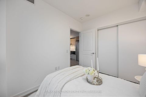 Photo 18 at 2408 - 395 Bloor Street E, North St. James Town, Toronto