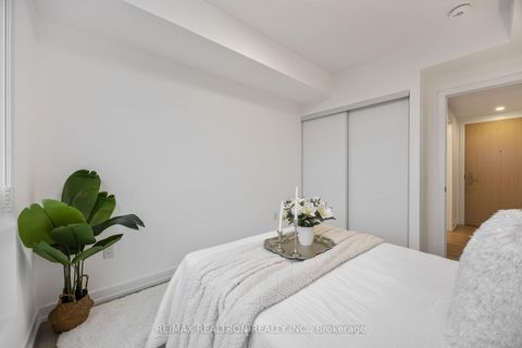 Photo 22 at 2408 - 395 Bloor Street E, North St. James Town, Toronto