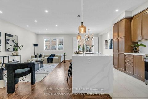 Photo 9 at 188 Beaveridge Avenue, GO Glenorchy, Oakville