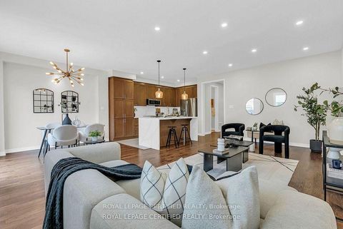 Photo 13 at 188 Beaveridge Avenue, GO Glenorchy, Oakville