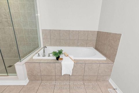 Photo 32 at 188 Beaveridge Avenue, GO Glenorchy, Oakville