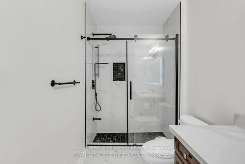 Photo 40 at 188 Beaveridge Avenue, GO Glenorchy, Oakville