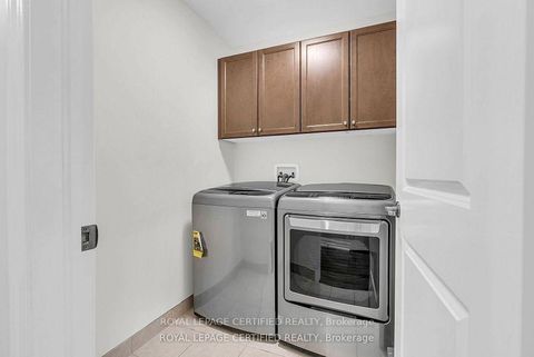 Photo 42 at 188 Beaveridge Avenue, GO Glenorchy, Oakville