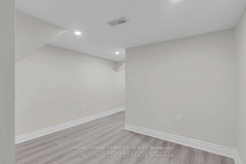 Photo 48 at 188 Beaveridge Avenue, GO Glenorchy, Oakville