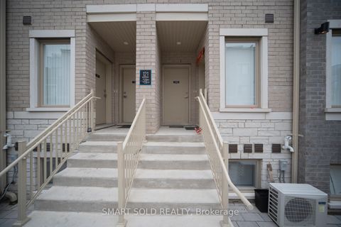 Photo 1 at 239 - 121 Honeycrisp Crescent, Vaughan Corporate Centre, Vaughan