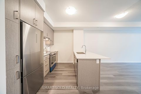 Photo 3 at 239 - 121 Honeycrisp Crescent, Vaughan Corporate Centre, Vaughan